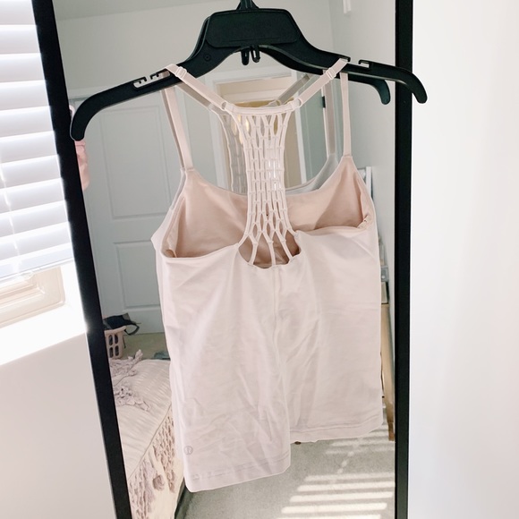 LULULEMON White Tank